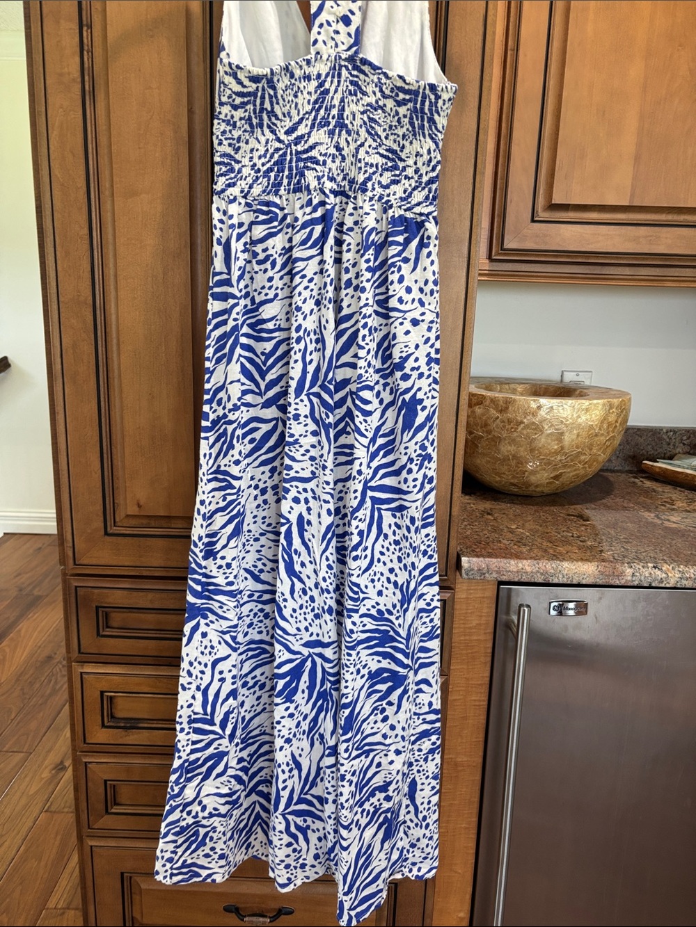 Sincerely Jules Blue & White Printed Maxi Jumpsuit - Picture 6 of 7